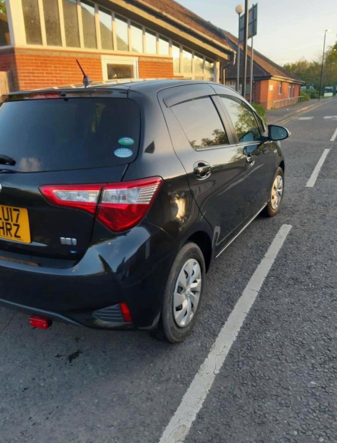 2017 Toyota Yaris - Image 3