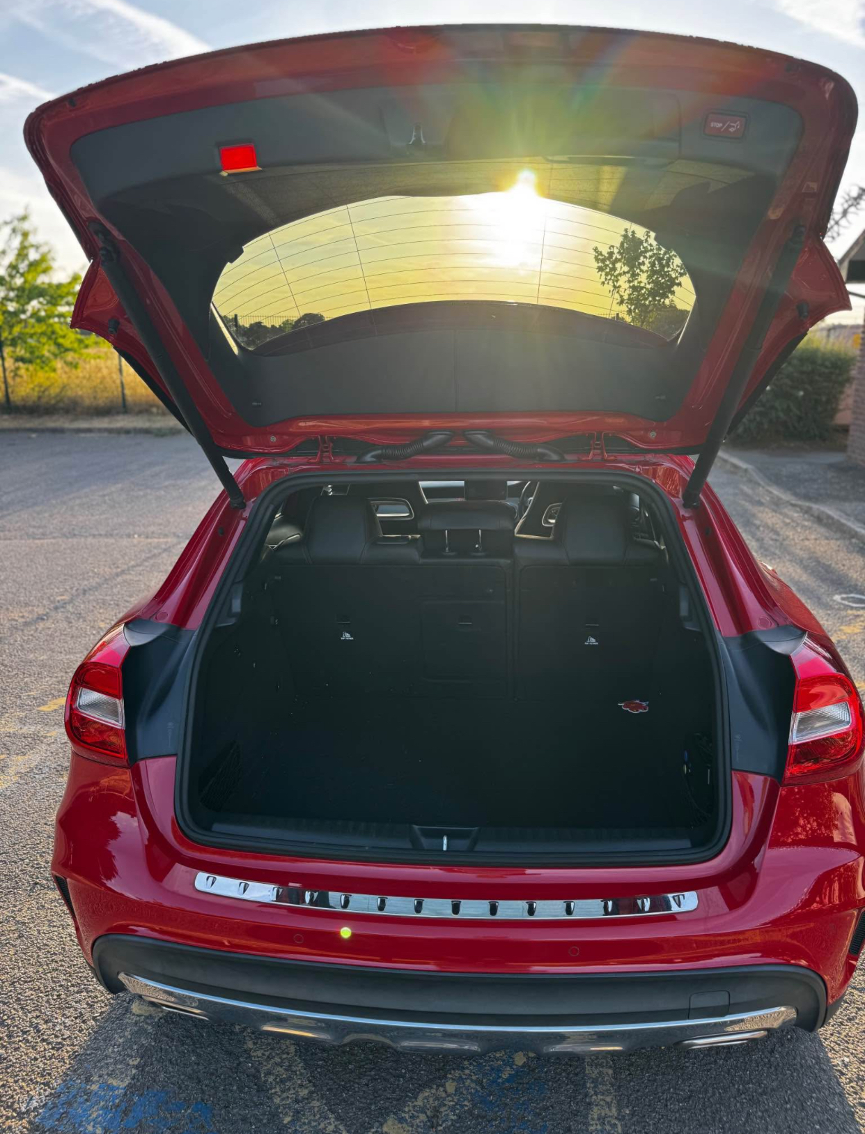 2017 Mercedes-Benz GLA 200d - Image 10