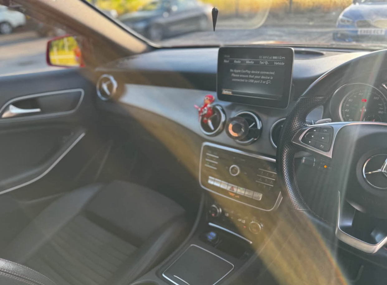 2017 Mercedes-Benz GLA 200d - Image 16